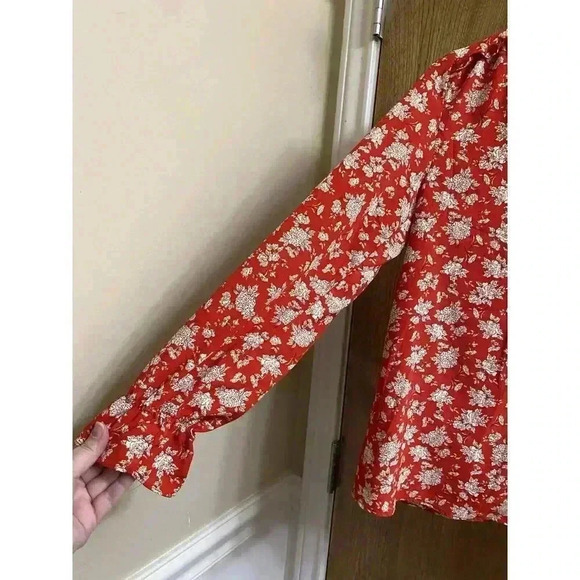 ZARA Red Floral Print Shirt Top Tied Ruffle Collar Long Sleeve Ruffle Trim Sz XS - Picture 4 of 8